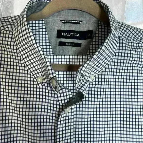 Men's Nautica Size XL Slim Fit blue/white check button collar button down shirt - Picture 5 of 11